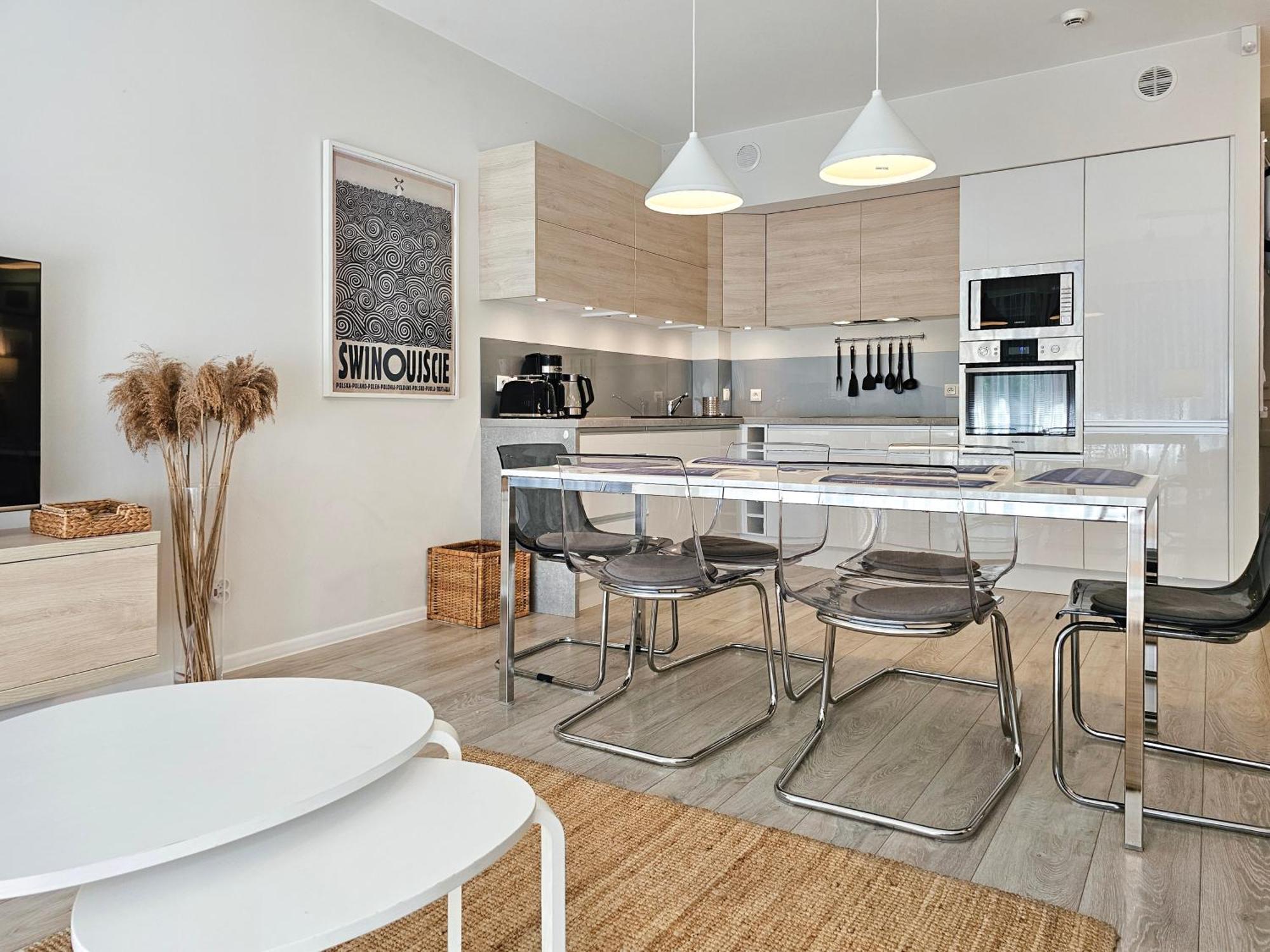 Visit Baltic - Rezydencja Sienkiewicza Nautical Apartment Świnoujście  Eksteriør billede