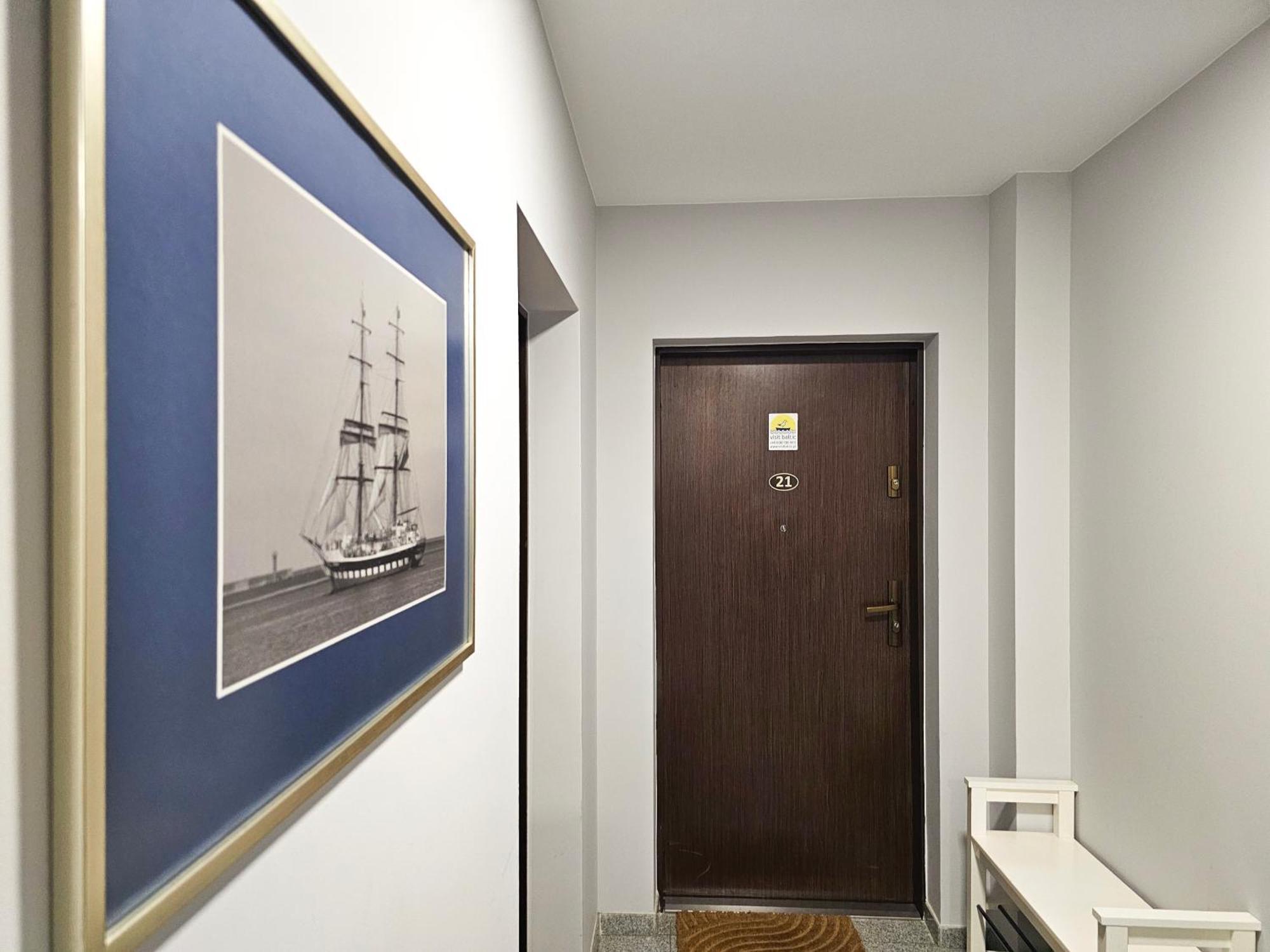 Visit Baltic - Rezydencja Sienkiewicza Nautical Apartment Świnoujście  Eksteriør billede